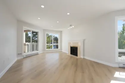 321 7453 Moffatt Road, Richmond, BC, Richmond — Apartment/Condo for sale
