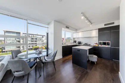 616 5233 Gilbert Road, Richmond, BC, Richmond — Apartment/Condo for sale