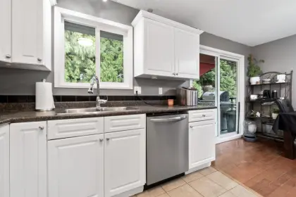 45603 Mcintosh Drive, Chilliwack, BC, Chilliwack — Single Family Residence for sale