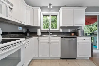 45603 Mcintosh Drive, Chilliwack, BC, Chilliwack — Single Family Residence for sale