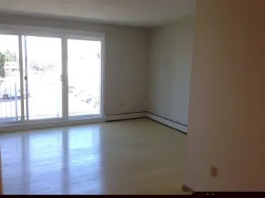 302 7220 Lindsay Road, Richmond, BC, Richmond — Apartment/Condo for sale