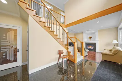 2208 E 53rd Avenue, Vancouver, BC, Vancouver — Single Family Residence for sale