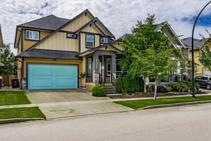 17330 0b Avenue, Surrey, BC, Surrey — Single Family Residence for sale