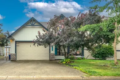 46034 Sherwood Drive, Chilliwack, BC, Chilliwack — Single Family Residence for sale