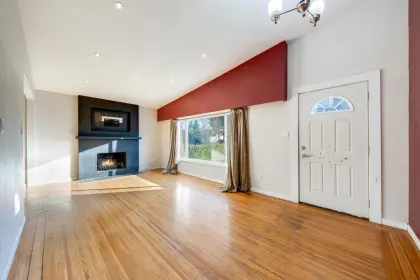 1607 Balmoral Avenue, Coquitlam, BC, Coquitlam — Single Family Residence for sale