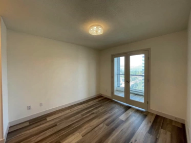 Breakfast Nook Photo of 1507 3438 Vanness Avenue, Vancouver, BC