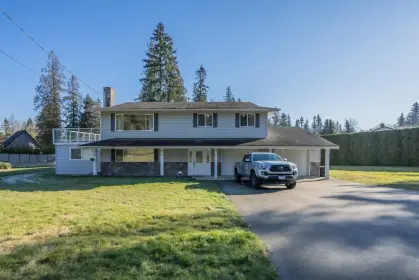 7986 227 Crescent, Langley, BC, Langley — Single Family Residence for sale