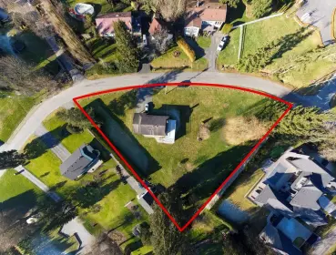 7986 227 Crescent, Langley, BC, Langley — Single Family Residence for sale