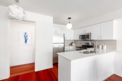 3202 610 Granville Street, Vancouver, BC, Vancouver — Apartment/Condo for sale