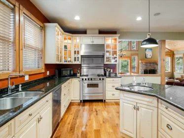 Breakfast Nook Photo of 8115 Muirfield Crescent, Whistler, BC