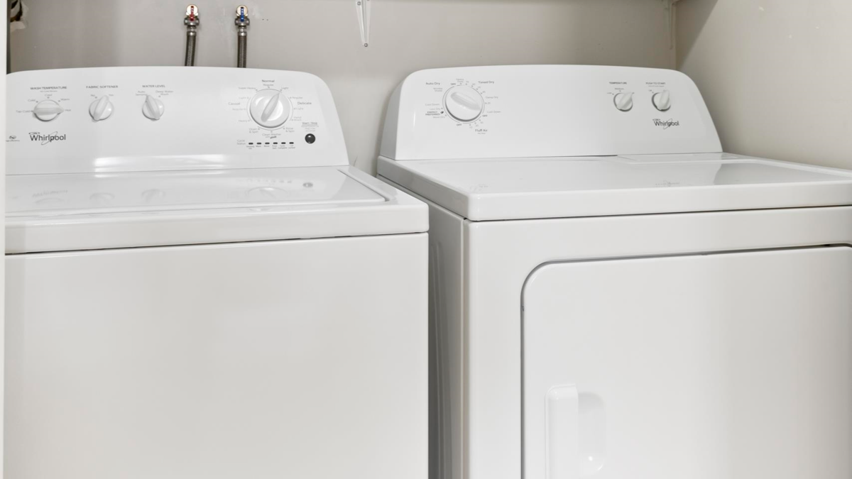 Mudroom Photo of 210 32145 Old Yale Road, Abbotsford, BC