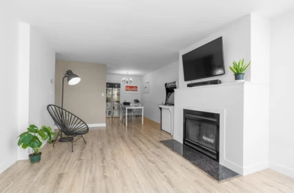 320 7471 Blundell Road, Richmond, BC, Richmond — Apartment/Condo for sale