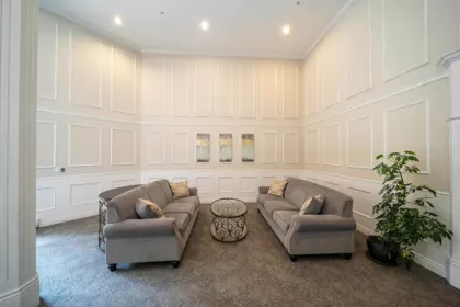 502 5262 Oakmount Crescent, Burnaby, BC, Burnaby — Apartment/Condo for sale