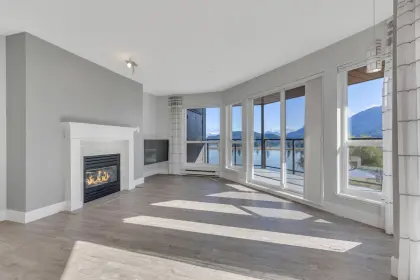 305 378 Esplanade Avenue, Harrison Hot Springs, BC, Harrison hot springs — Apartment/Condo for sale