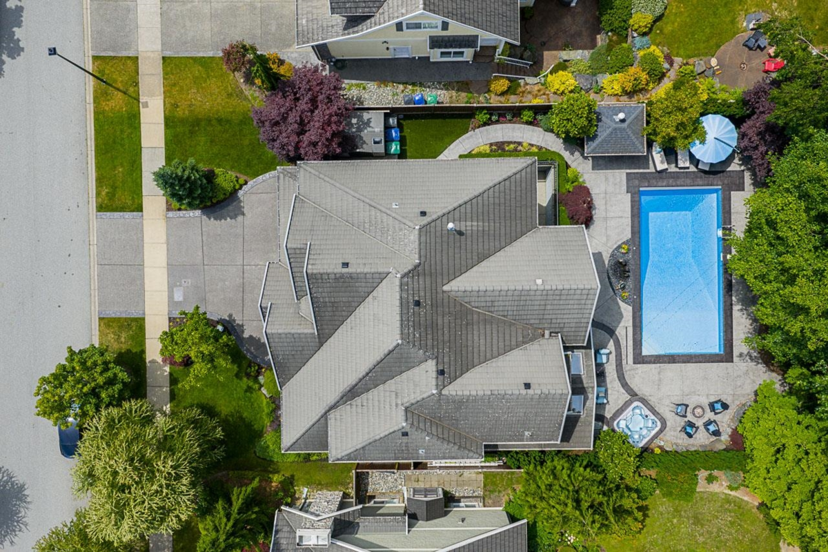 Living Room Photo of 14177 33 Avenue, Surrey, BC