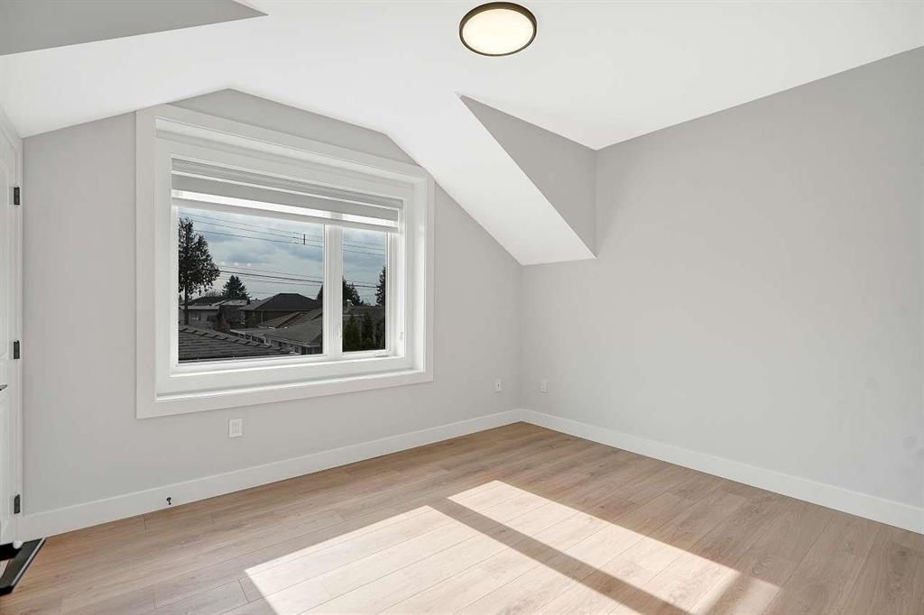 Dining Area Photo of 1548 E 41st Avenue, Vancouver, BC