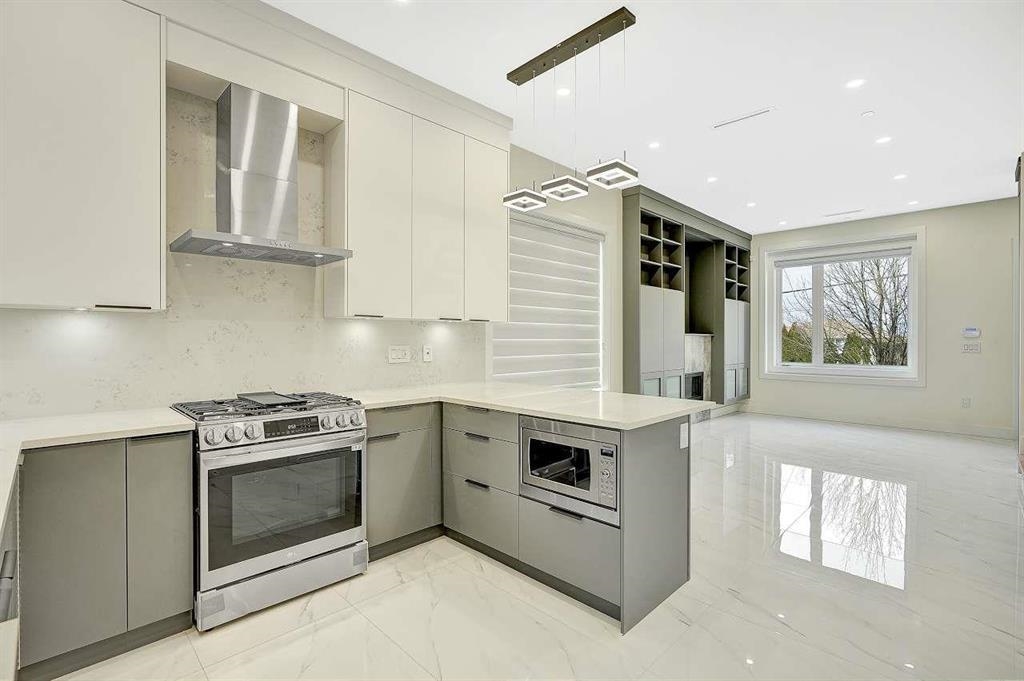 Guest Bathroom Photo of 1548 E 41st Avenue, Vancouver, BC