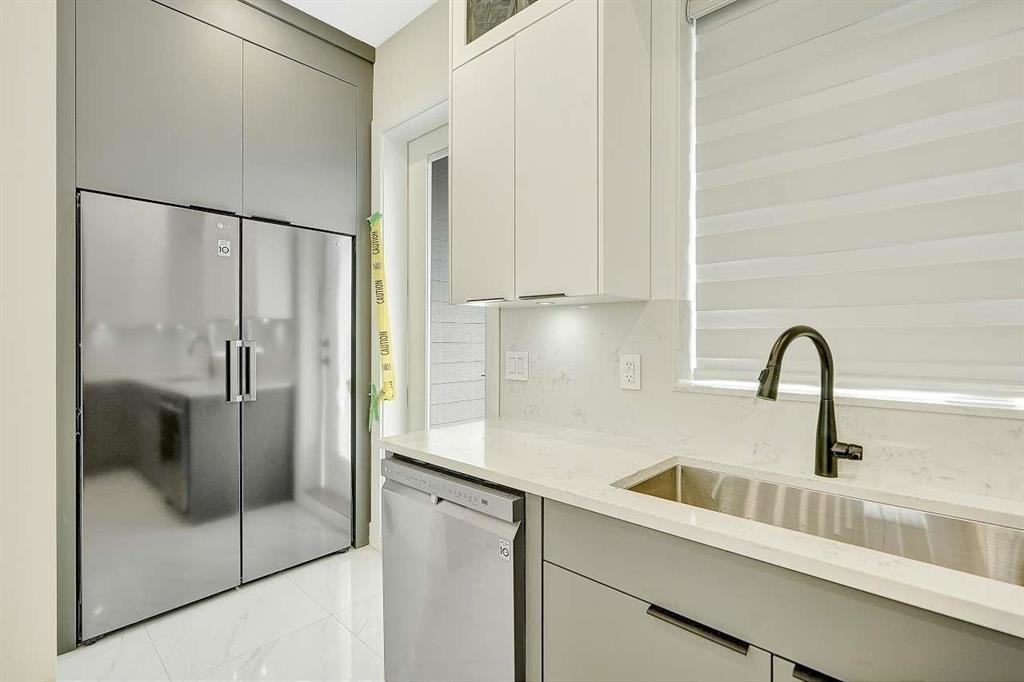 Mudroom Photo of 1548 E 41st Avenue, Vancouver, BC