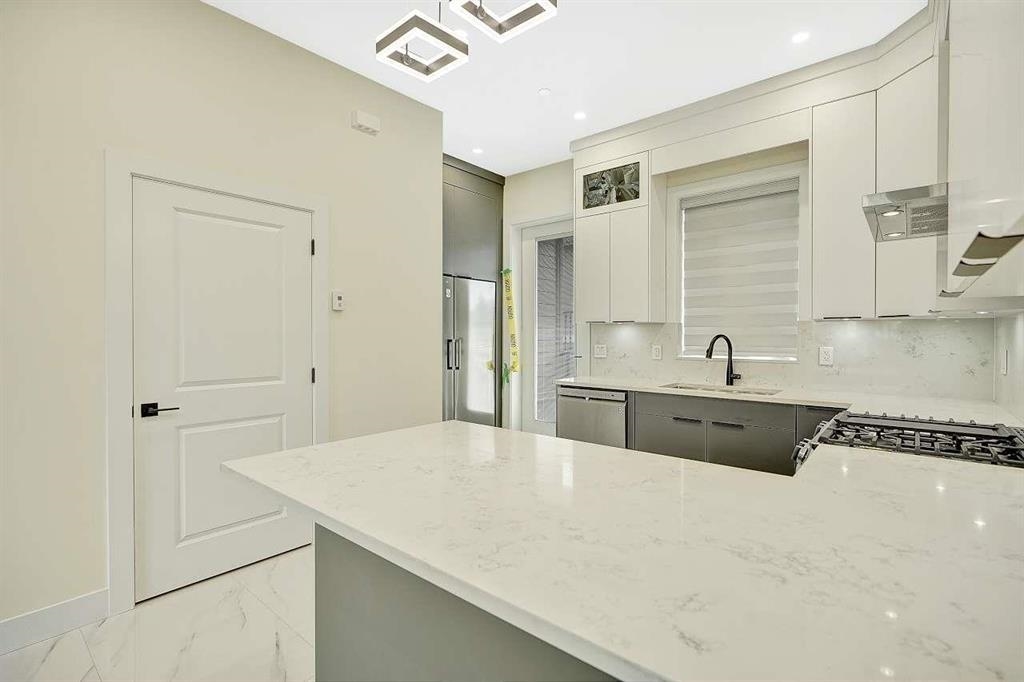 Staircase Photo of 1548 E 41st Avenue, Vancouver, BC