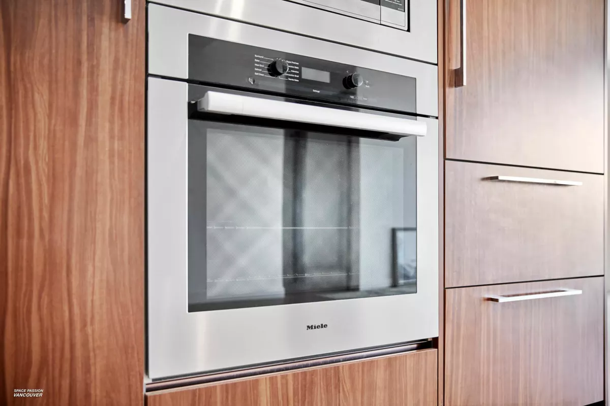 Guest Bathroom Photo of 2421 89 Nelson Street, Vancouver, BC