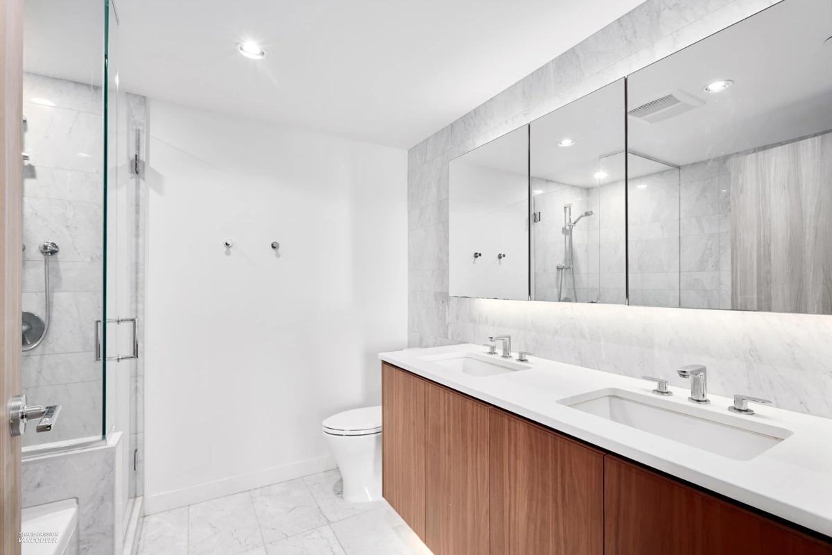 Kitchen Photo of 2421 89 Nelson Street, Vancouver, BC