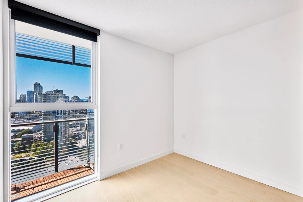 Office / Den Photo of 2421 89 Nelson Street, Vancouver, BC