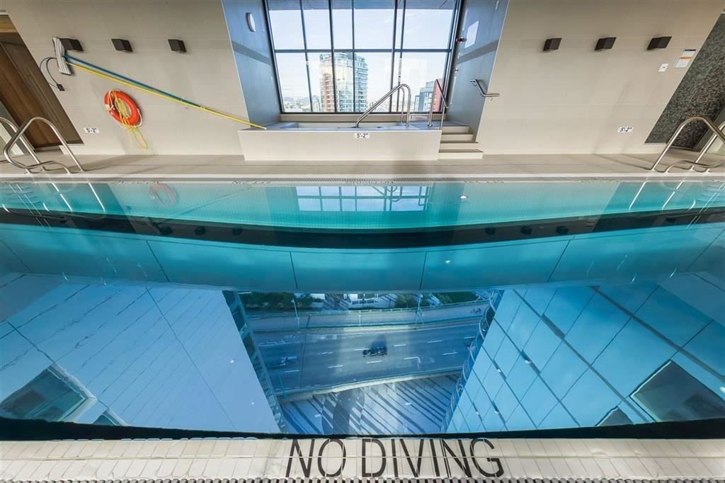 Outdoor Kitchen Photo of 2421 89 Nelson Street, Vancouver, BC