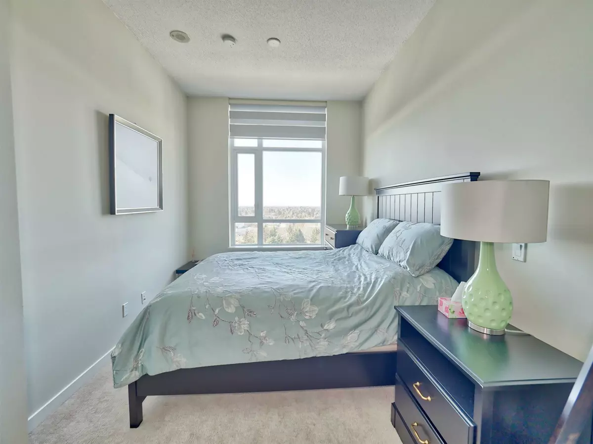 Kitchen Island Photo of 1805 7368 Gollner Avenue, Richmond, BC