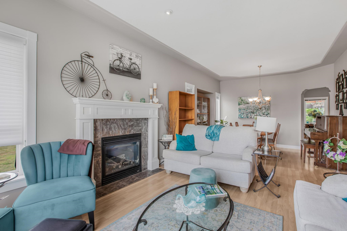 Guest Bathroom Photo of 8455 Jack Crescent, Mission, BC