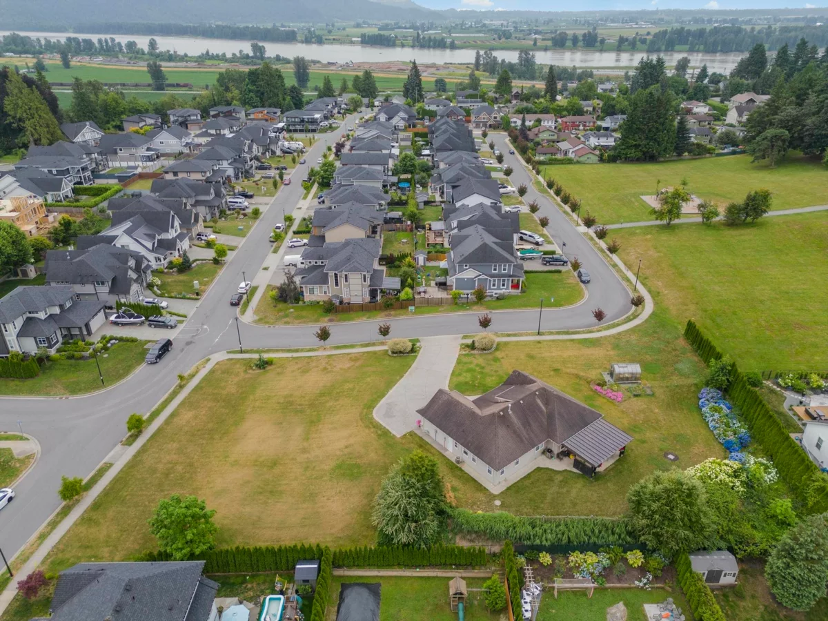 Primary Bathroom Photo of 8455 Jack Crescent, Mission, BC