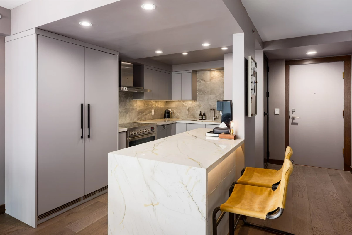 Kitchen Island Photo of 805 388 Drake Street, Vancouver, BC