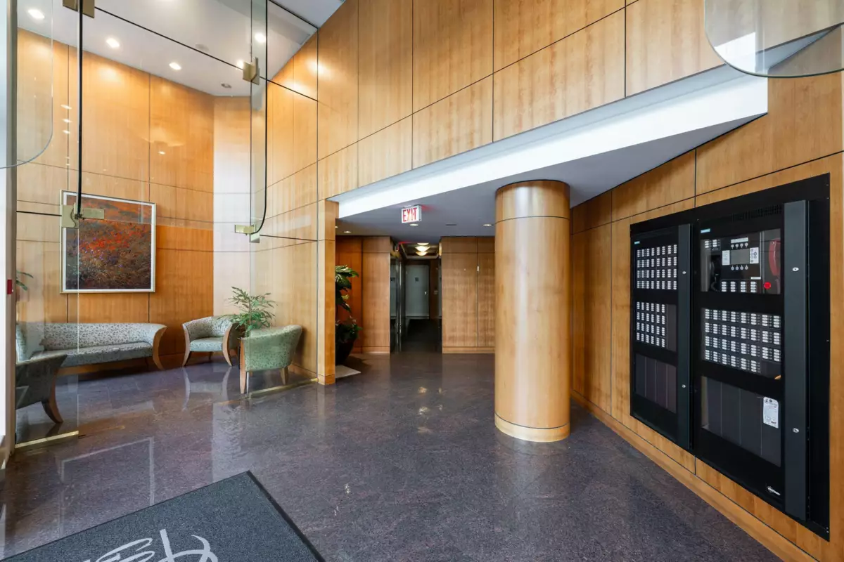 Mudroom Photo of 805 388 Drake Street, Vancouver, BC