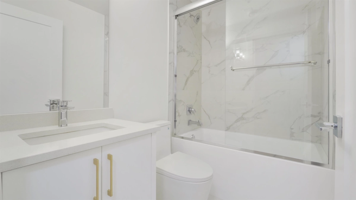 Laundry Room Photo of 20510 76 Avenue, Langley, BC