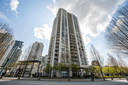 607 2982 Burlington Drive, Coquitlam, BC, Coquitlam — Apartment/Condo for sale