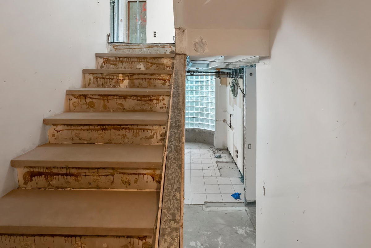 Garage Interior Photo of 348 Taylor Way, West Vancouver, BC