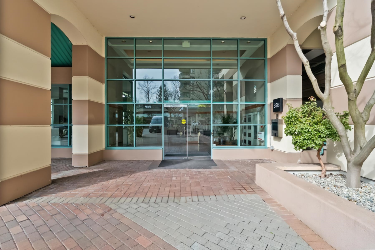 Pantry Photo of 348 Taylor Way, West Vancouver, BC