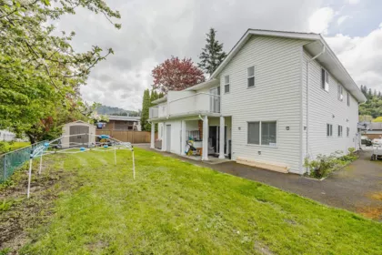 2 45821 Thomas Road, Chilliwack, BC, Chilliwack — Half Duplex for sale