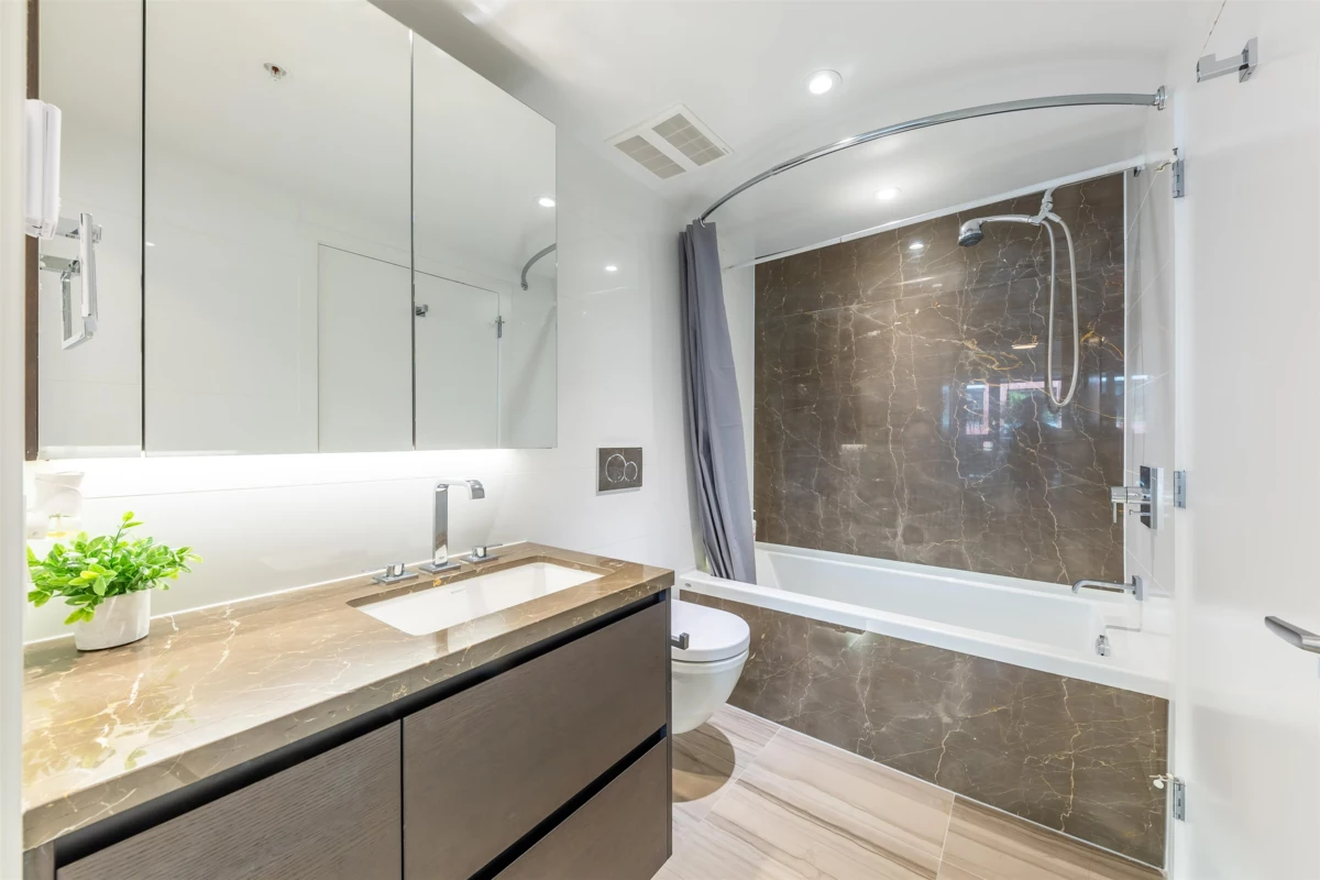 Office / Den Photo of 201 1561 W 57th Avenue, Vancouver, BC