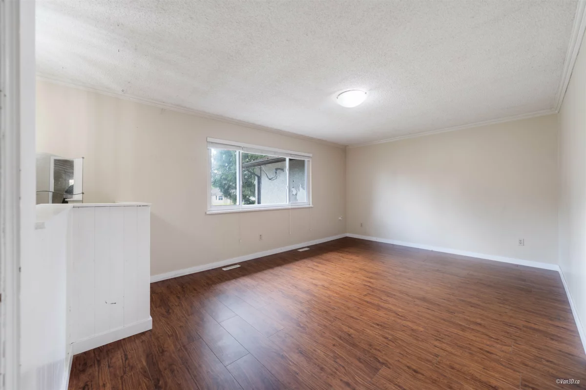 Kitchen Photo of 9689 131 Street, Surrey, BC