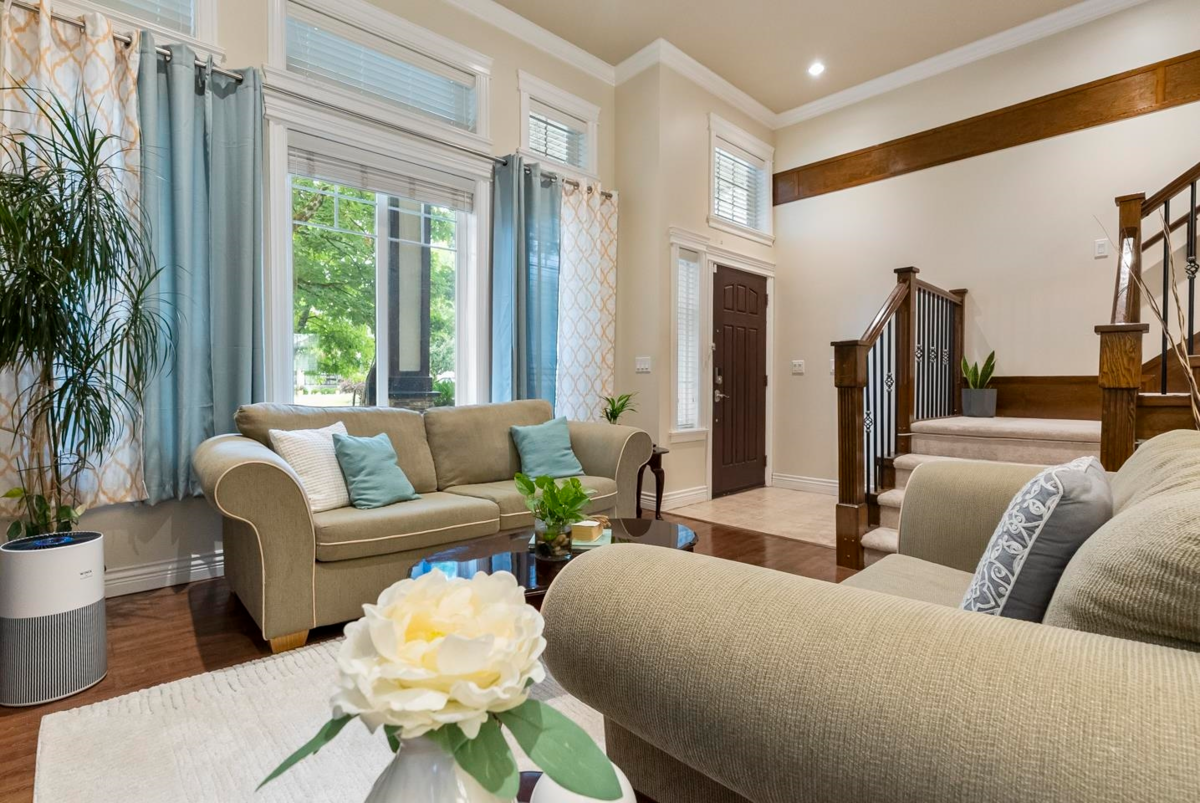 Family Room Photo of 7114 148 Street, Surrey, BC