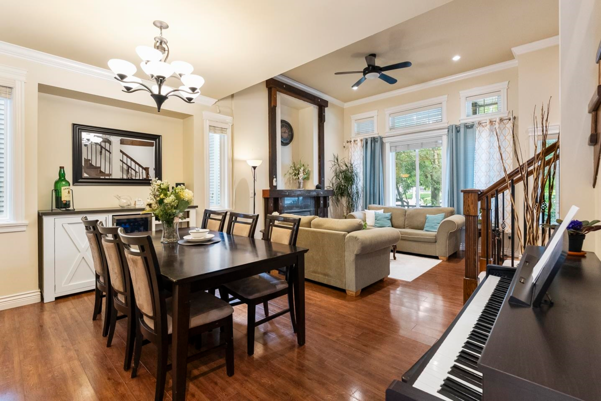 Kitchen Photo of 7114 148 Street, Surrey, BC