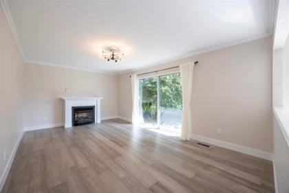 Bedroom 3 Photo of 1032 164 Street, Surrey, BC