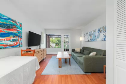 1 719 E 31st Avenue, Vancouver, BC, Vancouver — Townhouse for sale