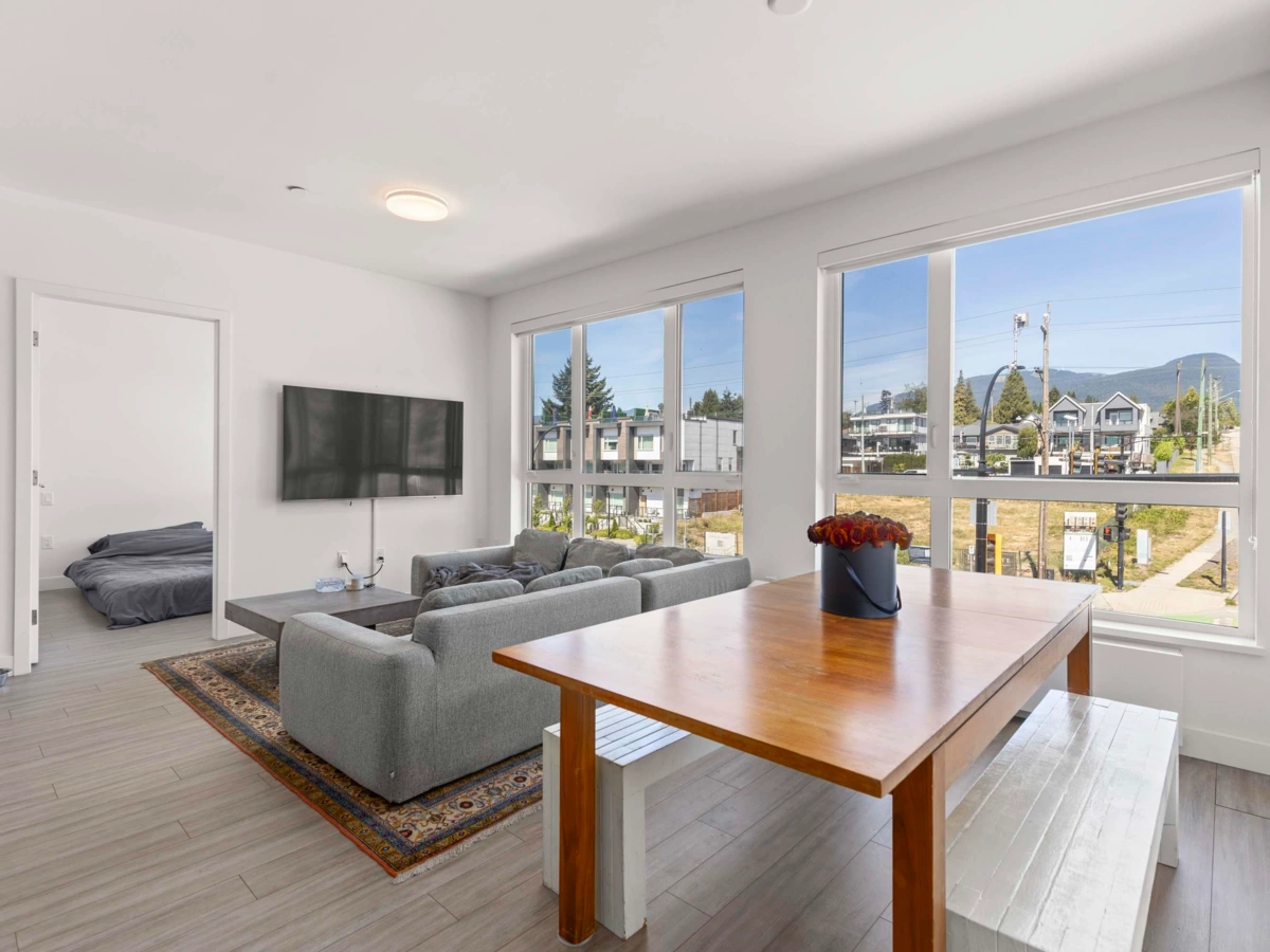 Kitchen Island Photo of 312 747 E 3rd Street, North Vancouver, BC