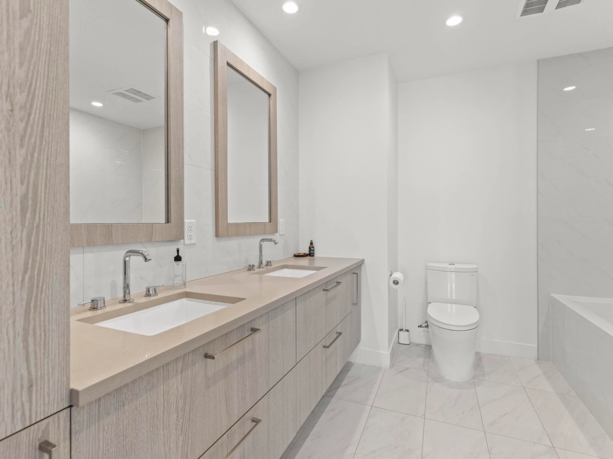 Laundry Room Photo of 312 747 E 3rd Street, North Vancouver, BC