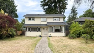 880 W 19th Street, North Vancouver, BC