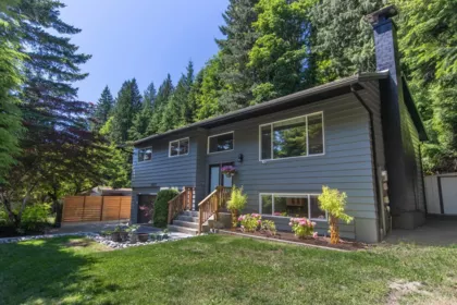40537 N Highlands Way, Squamish, BC, Squamish — Single Family Residence for sale