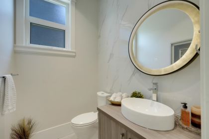 Hallway Photo of 16722 Mcnair Drive, Surrey, BC