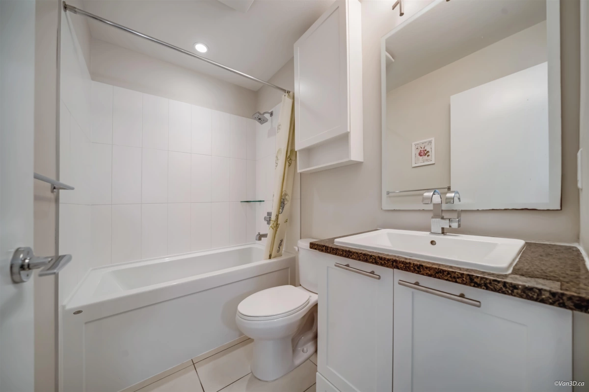 Hot Tub / Spa Photo of 98 16222 23a Avenue, Surrey, BC