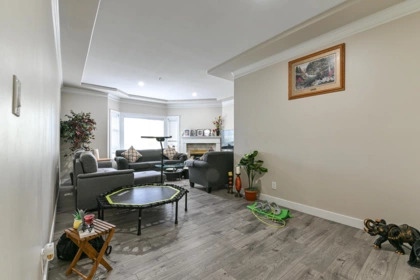301 8142 120a Street, Surrey, BC, Surrey — Apartment/Condo for sale